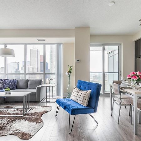 Luxury 1Br Condo - King Bed With City Views Toronto Bagian luar foto